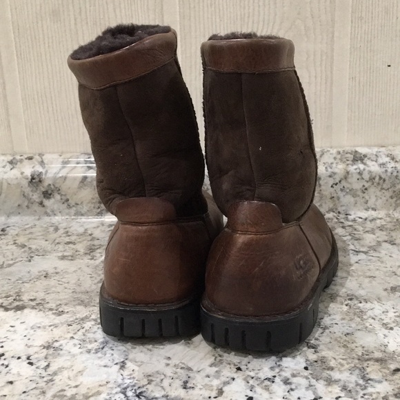 UGG Men Beacon Leather Boots main image 5